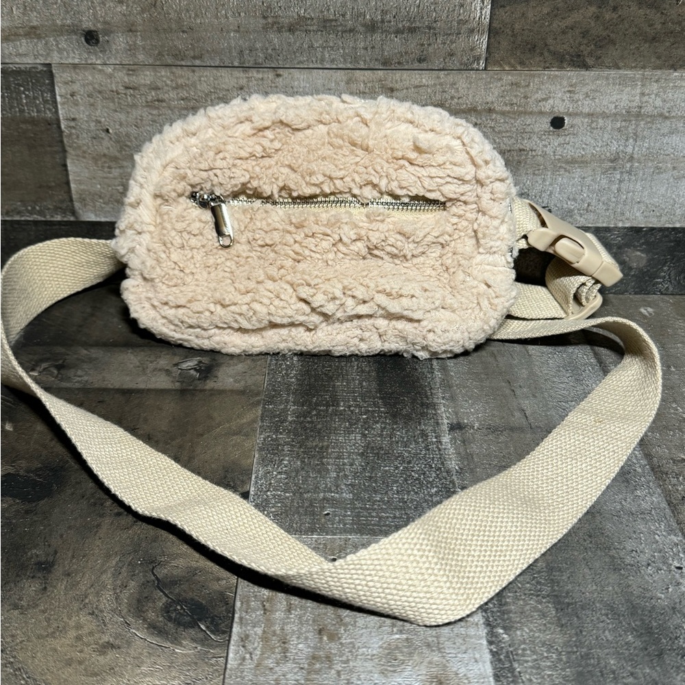 Wild Fable Sherpa Fannypack
